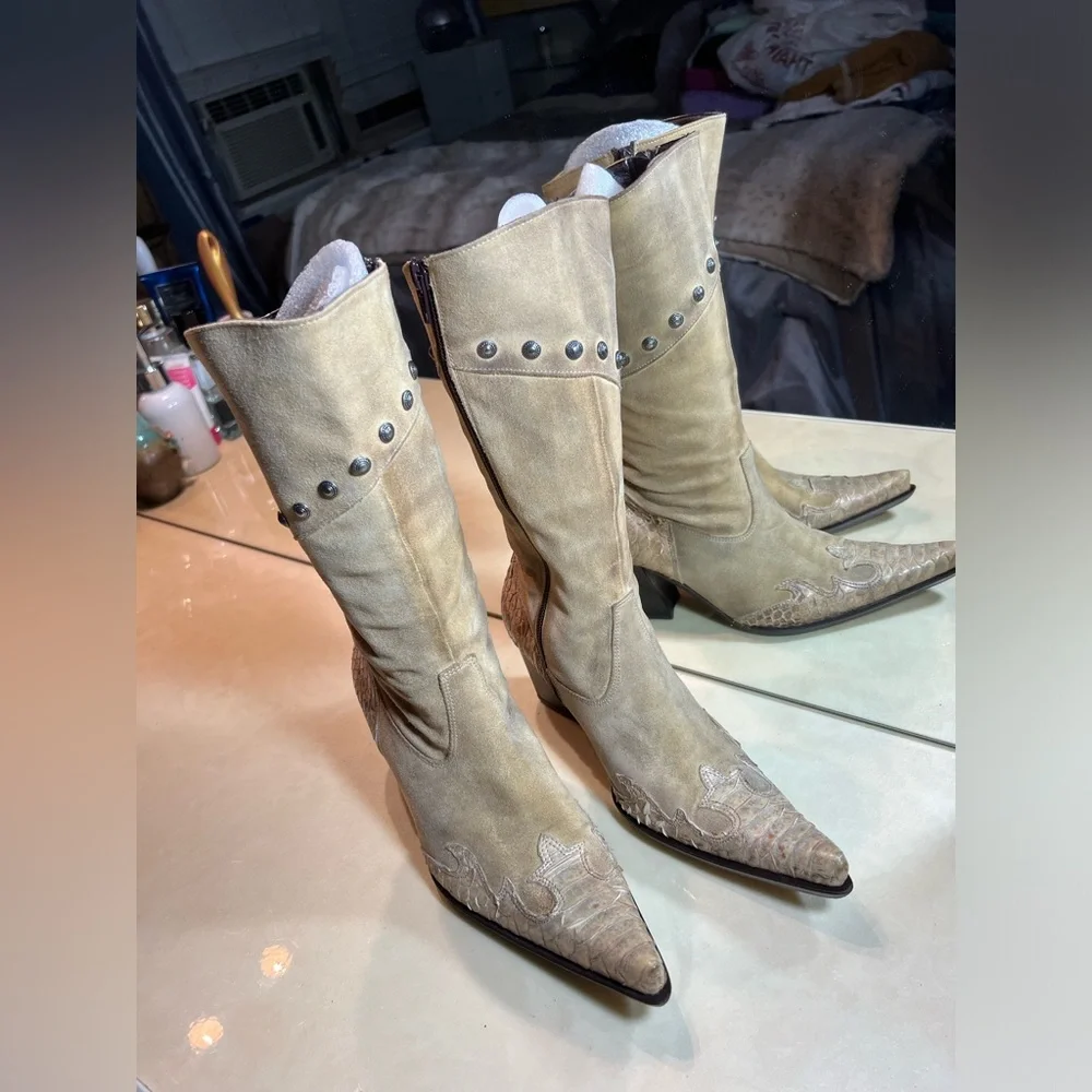 Janet & Janet Tan Leather studs & snake skin Distressed Boho Western Boots 36 - Picture 4 of 14